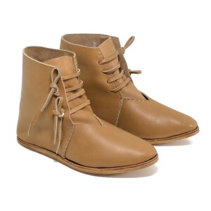 Half-Boots laced with nailed sole  natural brown 38