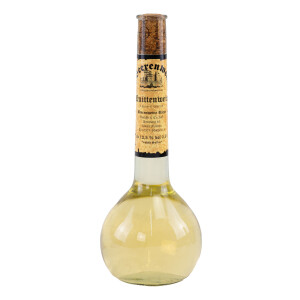 Quince wine