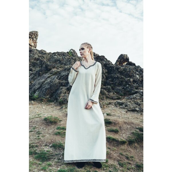 Viking Dress Brigida Natural, 88,99 €