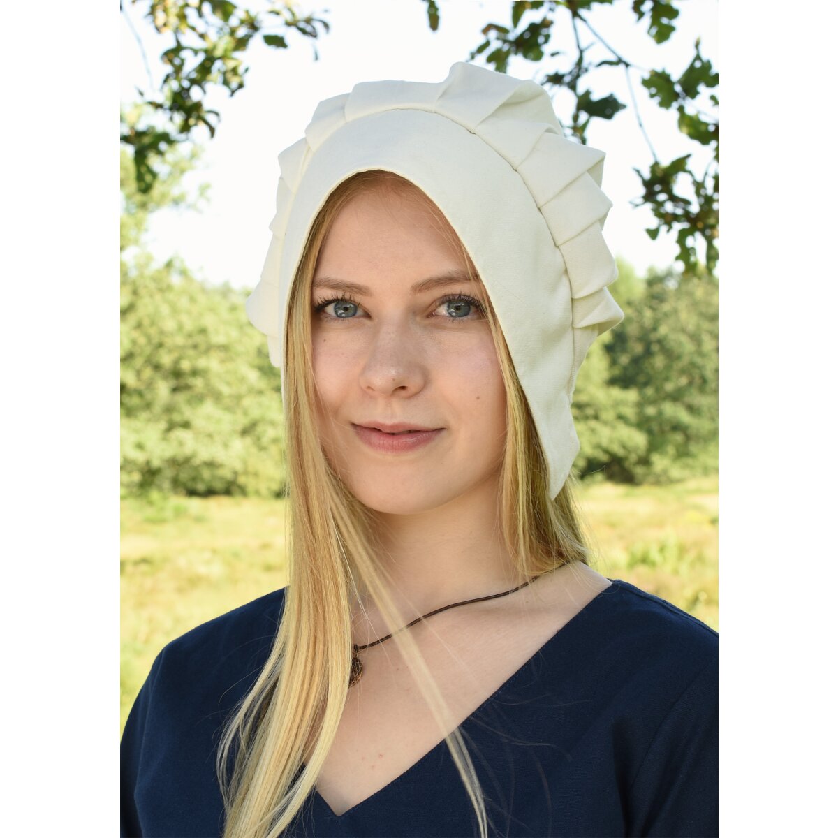 Medieval hood with laid pleats, white