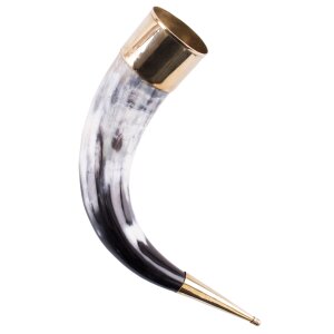 Drinking horn with brass details and stand