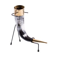 Drinking horn with brass details and stand