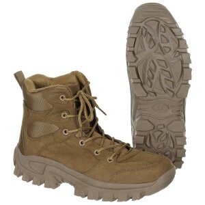 Boots, "Commando", coyote tan, ankle-high