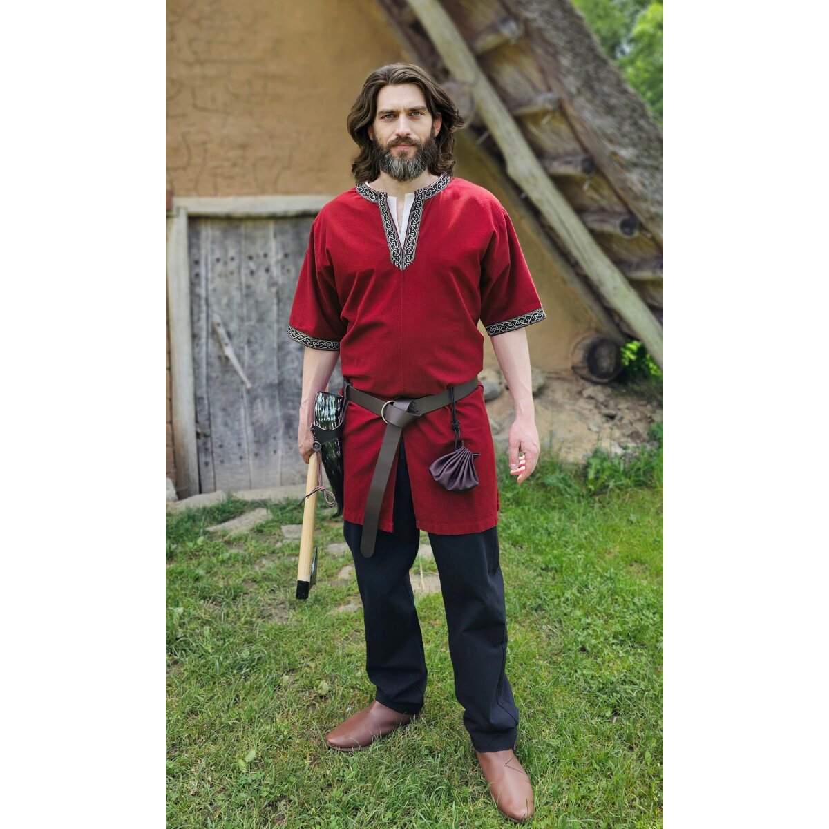 Classic Viking tunic red "Arvid" with knot...