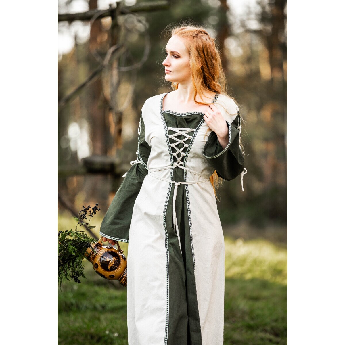 Medieval dress nature/green “Amalia”