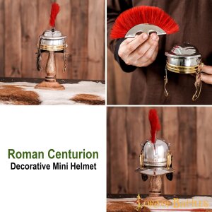 Dekorativer Römischer Zenturio-Mini-Helm mit Rotem Federbusch und Holzständer