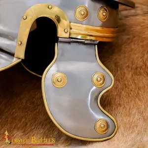 Centurio Helm mit rotem Helmbusch