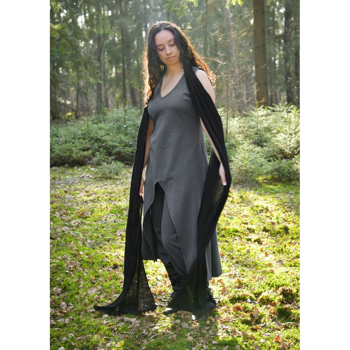 Mittelalter Kleid grau ärmellos mit box