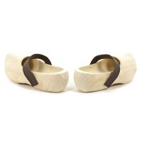 Wooden clogs 39