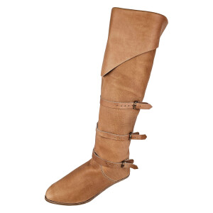 Bucket boots brown with nailed sole