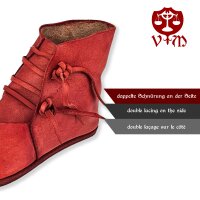 Half boots laced with hobnailed double soles korduan red