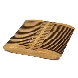 early / high medieval wooden comb 11.-12. century replica Gotland