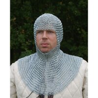Chainmail coif, unriveted round rings. &Oslash; 8mm, 1,6mm wide, galvanized steel