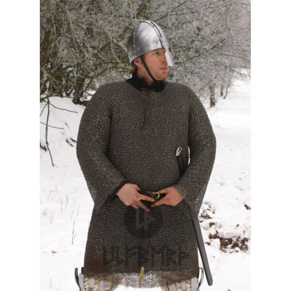 chainmail shirt Hauberk, flat ring with wedge rivets, Ø 8mm, 1,8mm wide, steel L