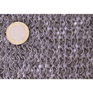 Chainmail Leg Protection or Chausses, round riveted flat rings and punched flat rings, Ø 6mm, 1mm wide, steel